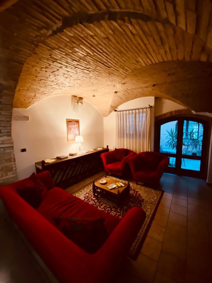 Hotel Palazzo Brunamonti Bevagna Eksteriør bilde