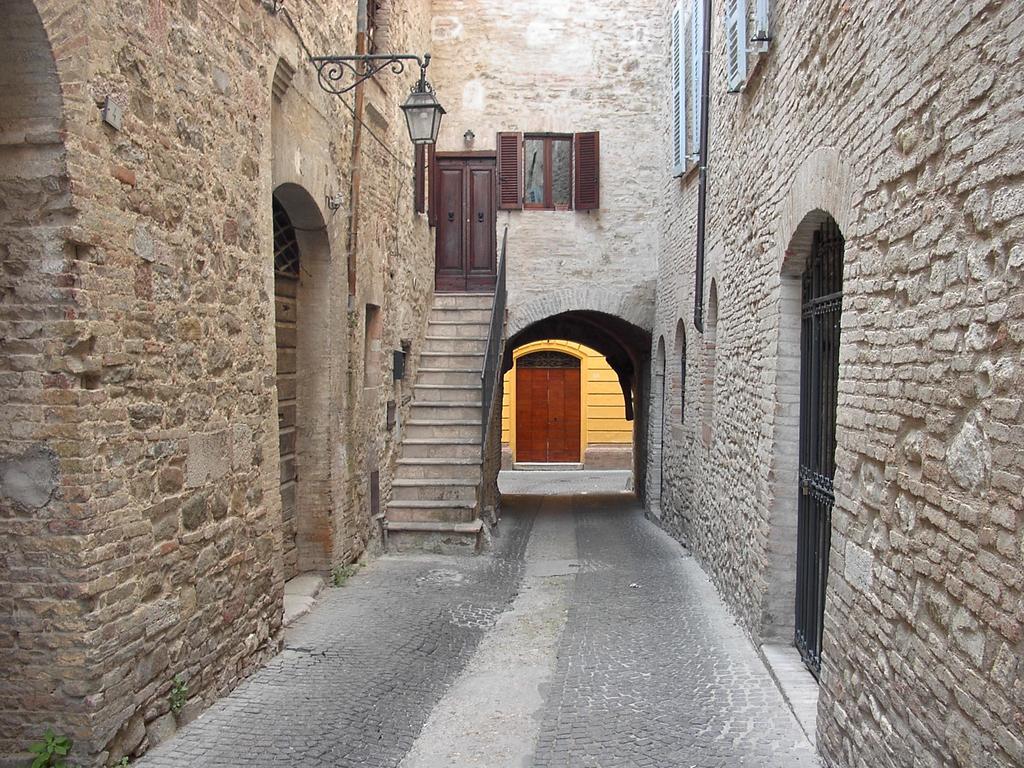 Hotel Palazzo Brunamonti Bevagna Eksteriør bilde
