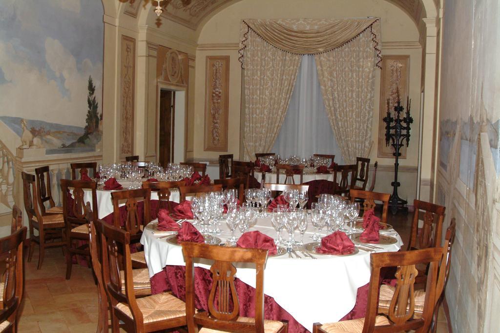 Hotel Palazzo Brunamonti Bevagna Eksteriør bilde