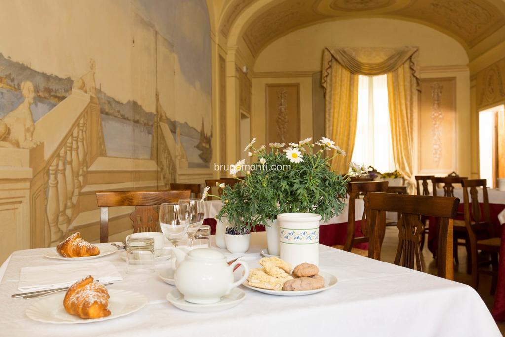 Hotel Palazzo Brunamonti Bevagna Eksteriør bilde